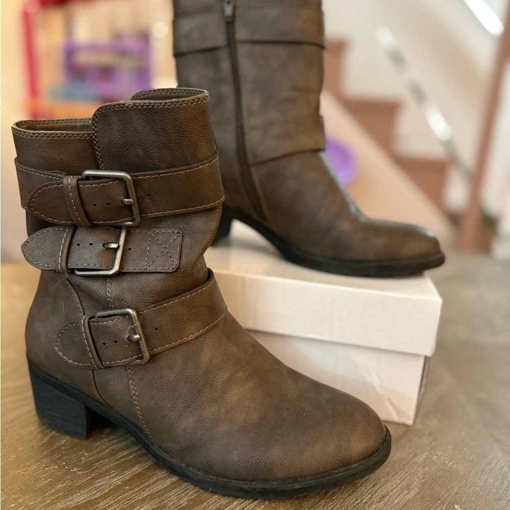 Ruff Hewn Thayer Buckled Booties - Faded Brown